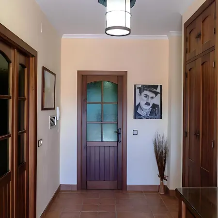 Chalet Con Piscina Privada Solo Familias Y Parejas Holiday home