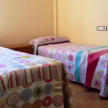 Chalet Con Piscina Privada Solo Familias Y Parejas Holiday home *